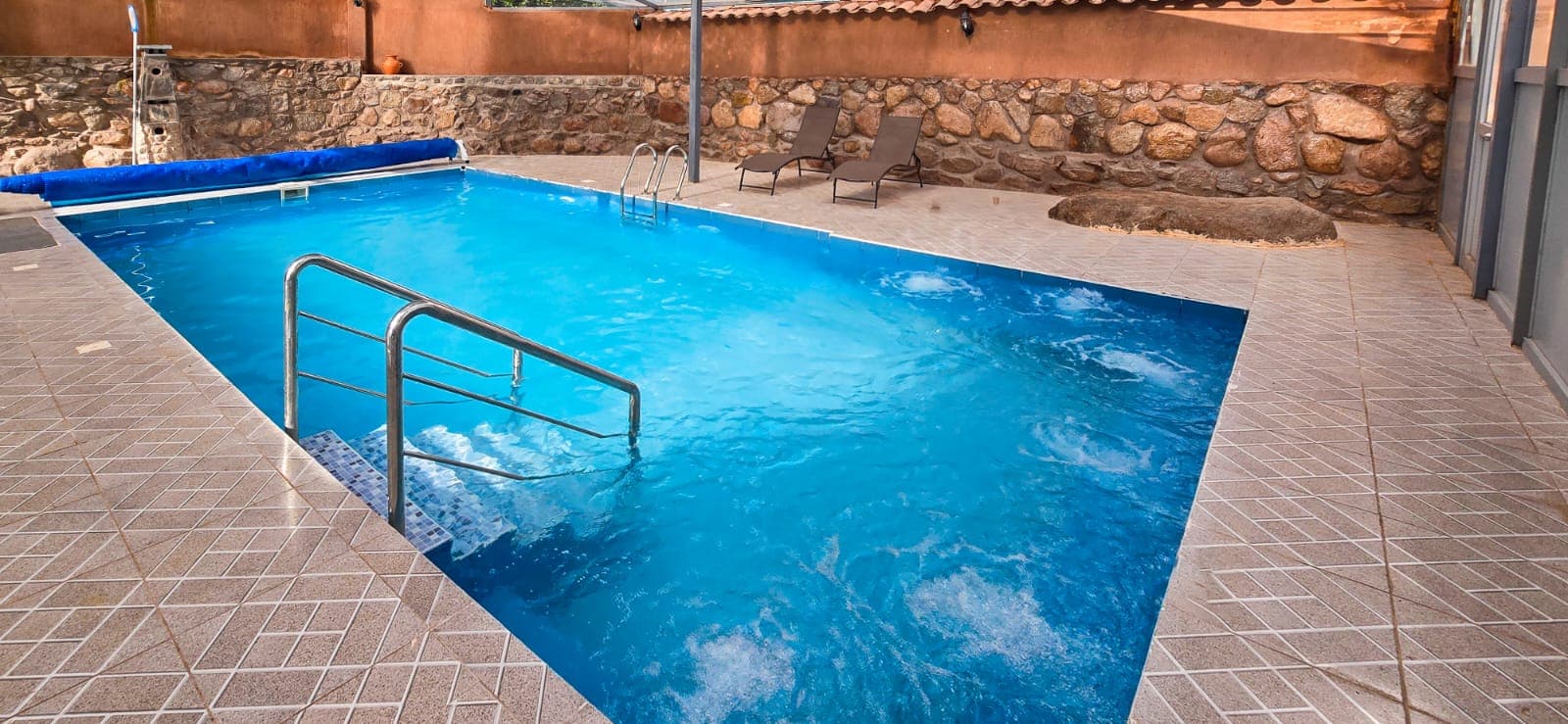 Saywa Lodges — private pool and mountain views, Valle Sagrado, Cusco